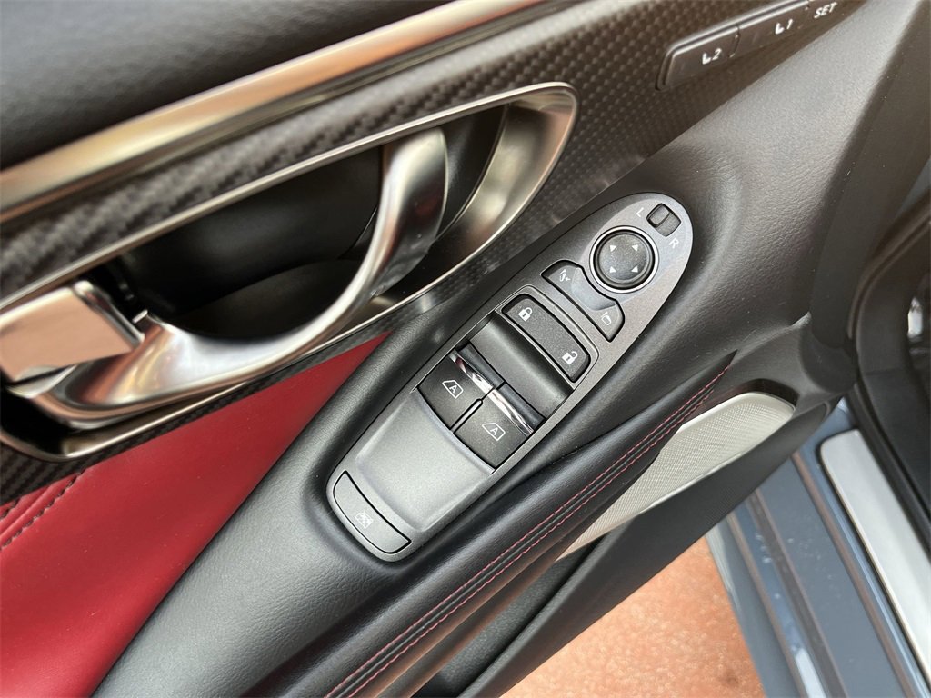 Used 2022 INFINITI Q60 Red Sport 400 w/ Carbon Fiber Package image 23
