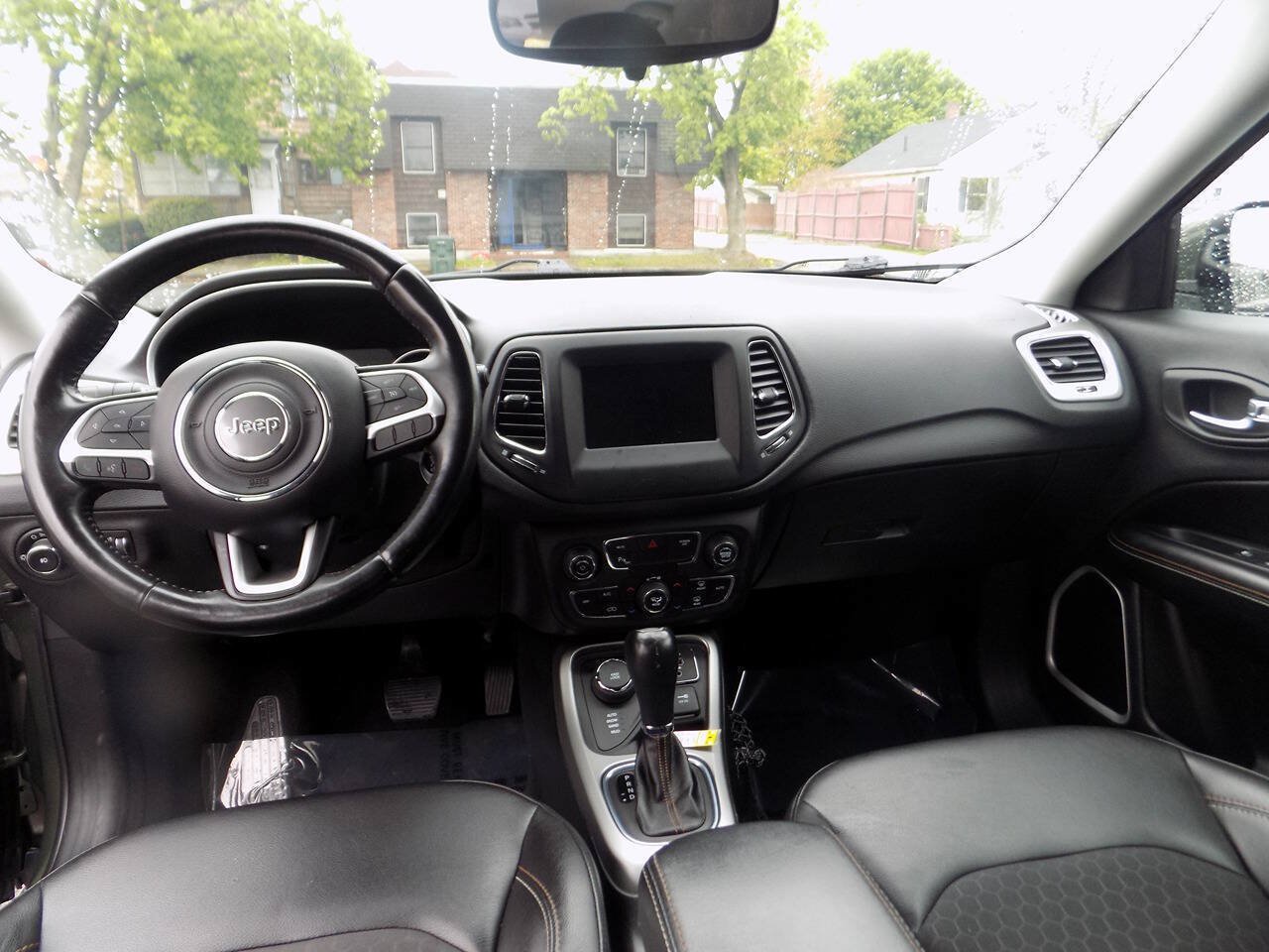 Used 2019 Jeep Compass Latitude w/ Cold Weather Group AWD/4WD image 14