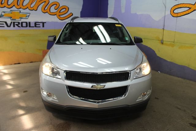 Used 2012 Chevrolet Traverse LS FWD image 3