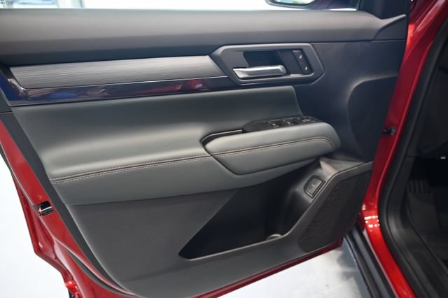 New 2026 GMC Terrain AT4 w/ LPO, Floor Liner Package AWD/4WD image 25
