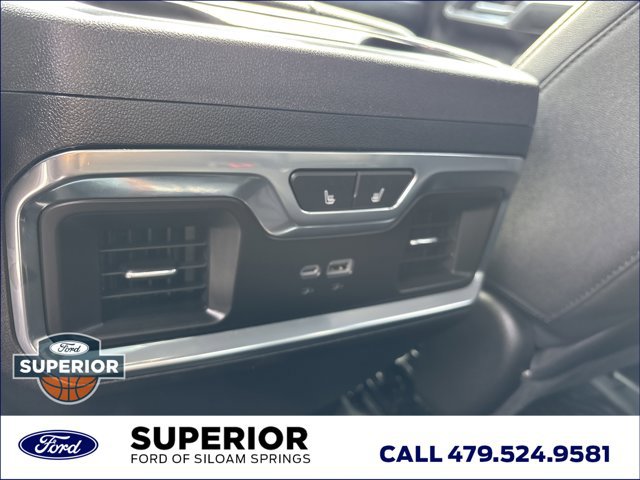 Used 2025 Chevrolet Silverado 3500 LTZ w/ LTZ Convenience Package image 21