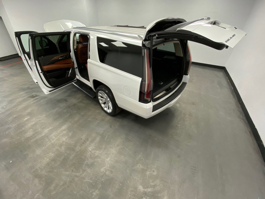 Used 2016 Cadillac Escalade ESV Premium image 52