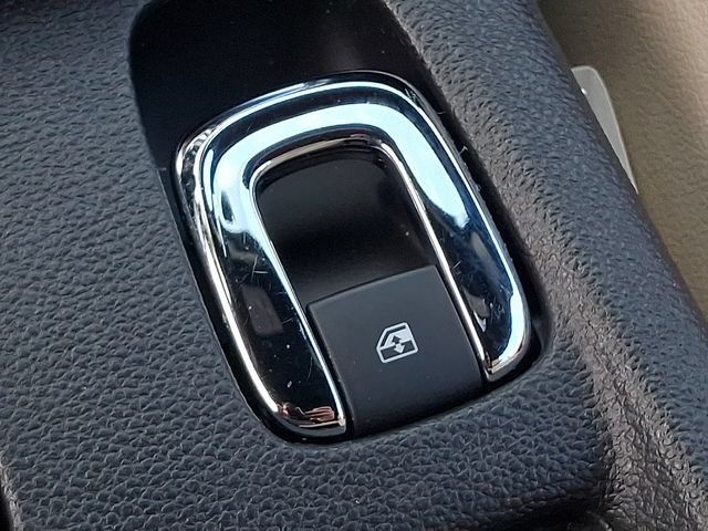 Used 2018 Buick Cascada Premium FWD image 26