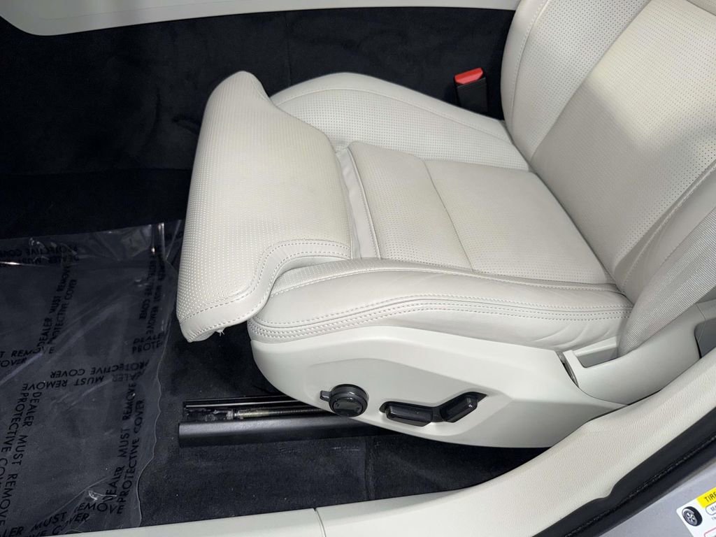 Used 2021 Volvo XC60 T6 Inscription AWD/4WD image 3