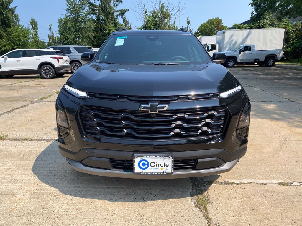 New 2027 Chevrolet Equinox LT w/ Convenience Package II AWD/4WD image 3