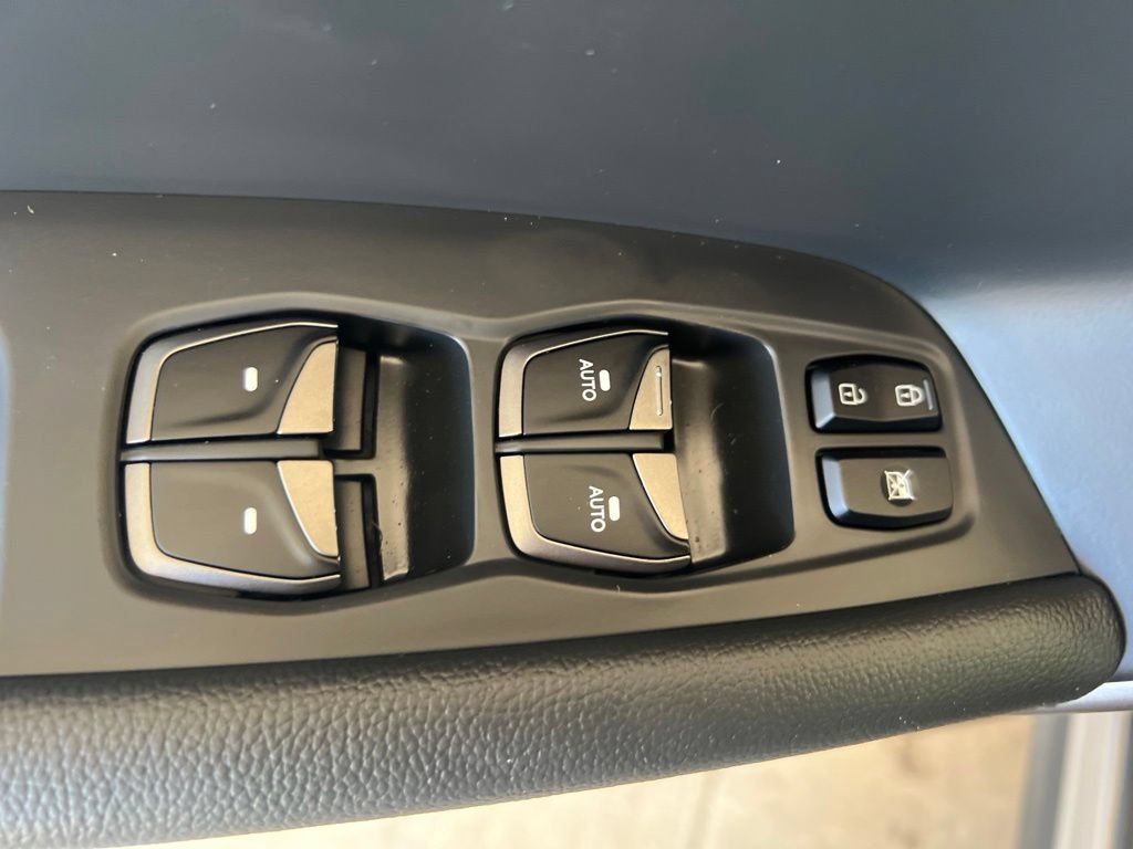 Used 2018 Hyundai Santa Fe AWD image 49