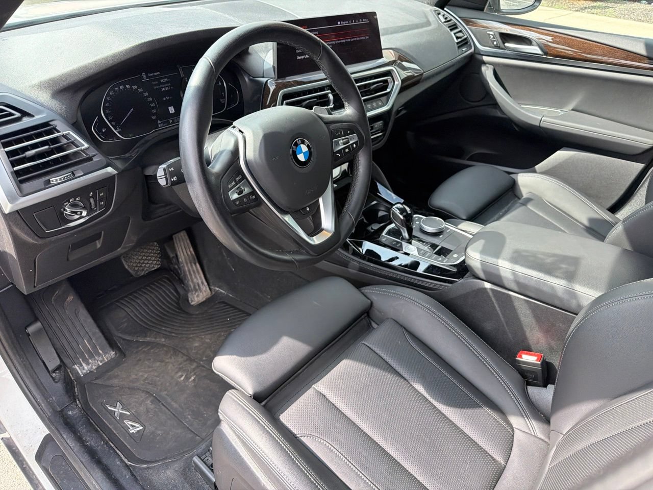 Used 2022 BMW X4 xDrive30i AWD/4WD image 13