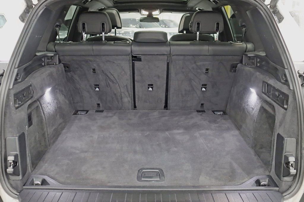 Used 2022 BMW X5 M50i image 42