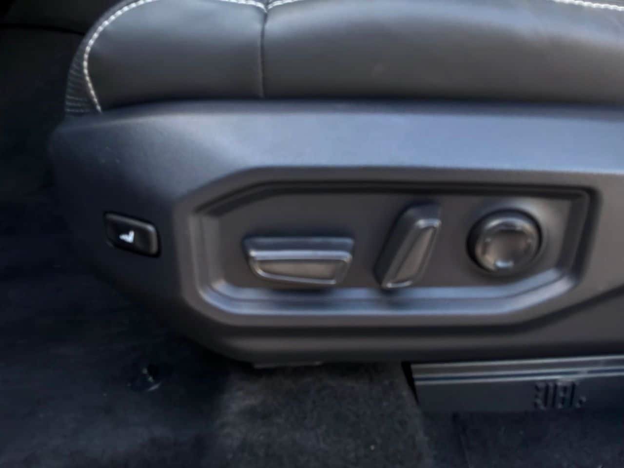 Used 2024 Toyota Sequoia Capstone AWD/4WD image 14