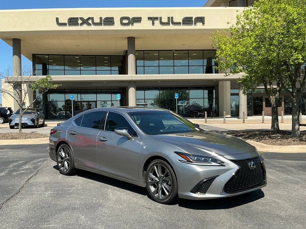 Used 2019 Lexus ES 350 F Sport w/ Accessory Package 2