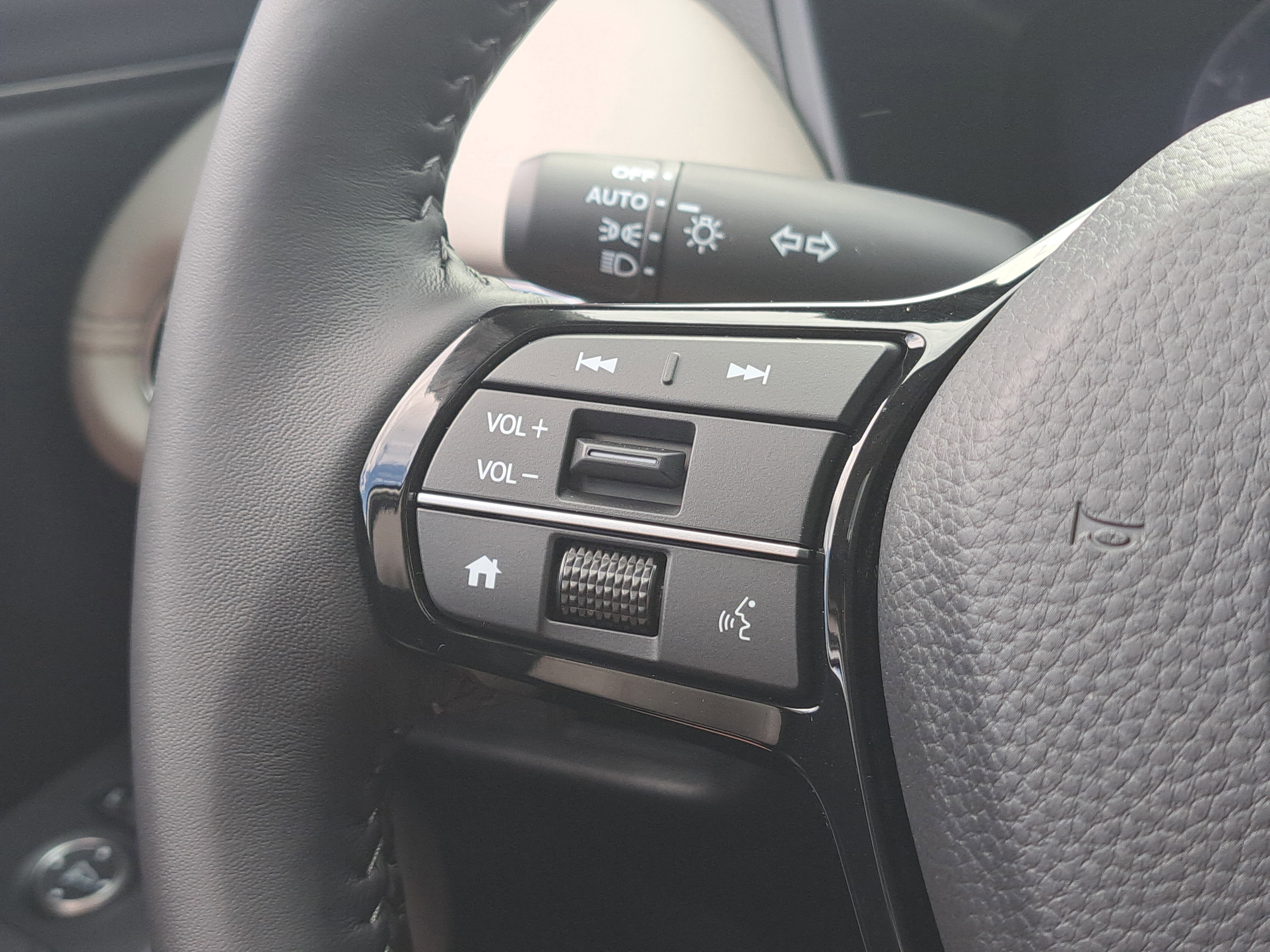 New 2027 Honda HR-V EX-L image 27