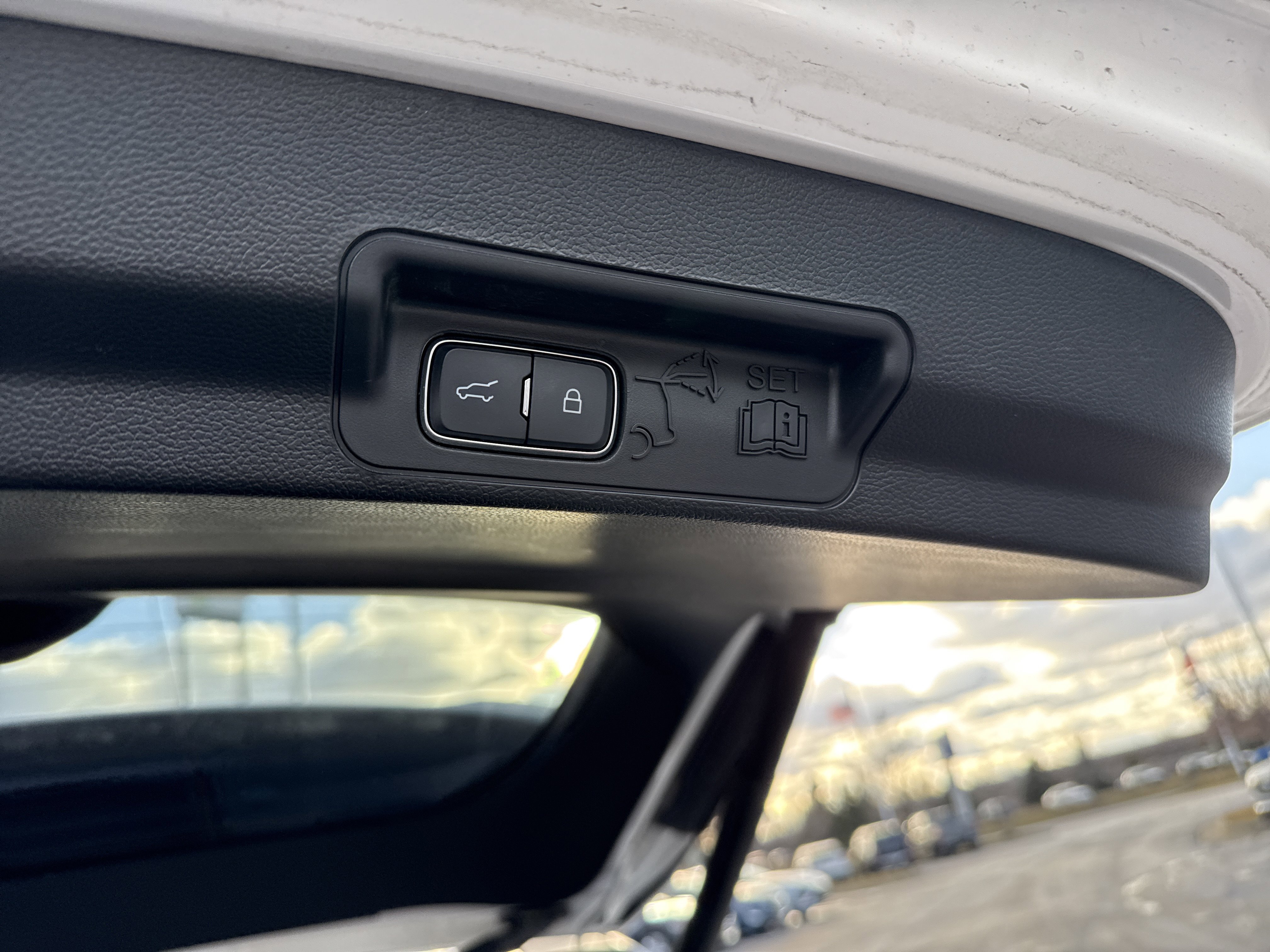 Certified 2023 Ford Explorer XLT w/ Equipment Group 202A image 8