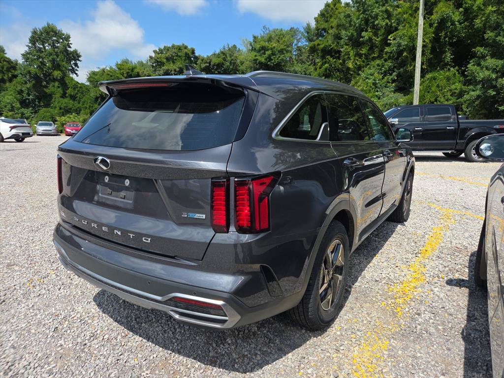Used 2021 Kia Sorento S FWD image 4