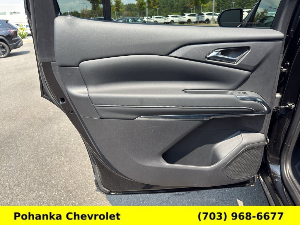 Certified 2025 Chevrolet Traverse LT w/ LPO, Floor Liner Package AWD/4WD image 23