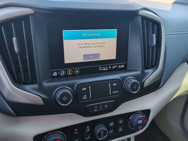 Used 2024 GMC Terrain Denali w/ Denali Premium Package AWD/4WD image 2