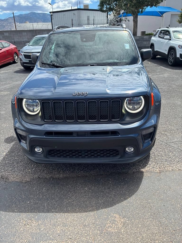 Used 2021 Jeep Renegade Latitude w/ Luxury Group II AWD/4WD image 3