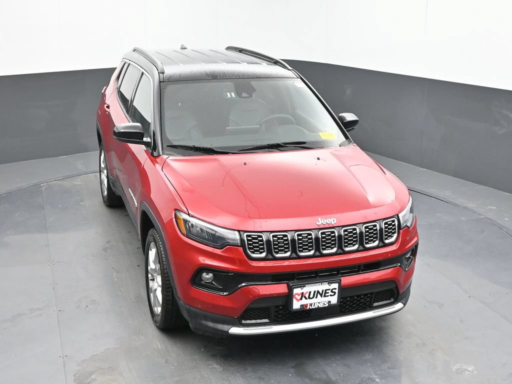 Used 2025 Jeep Compass Limited AWD/4WD image 23