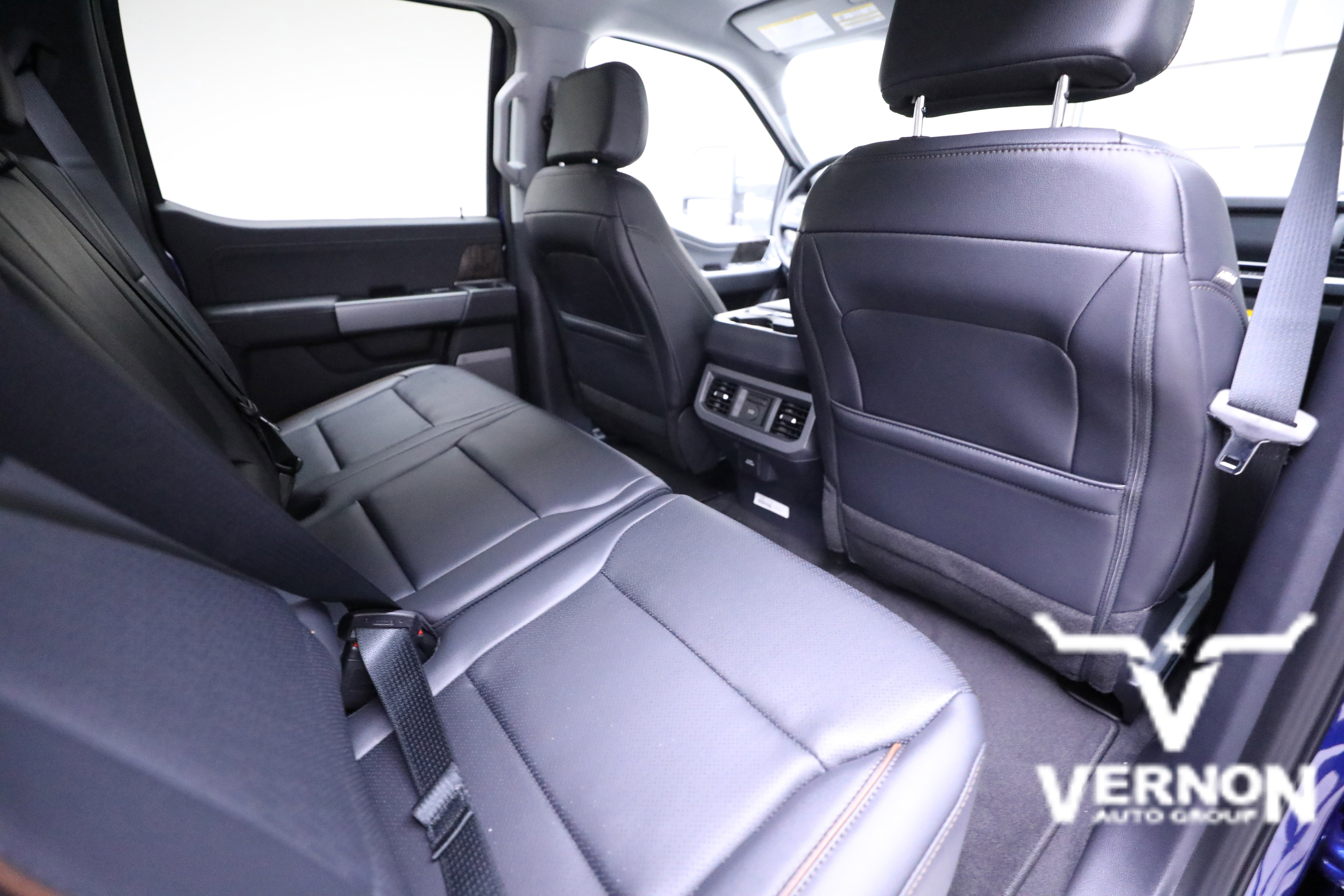 New 2026 Ford F250 Lariat w/ Chrome Package image 12