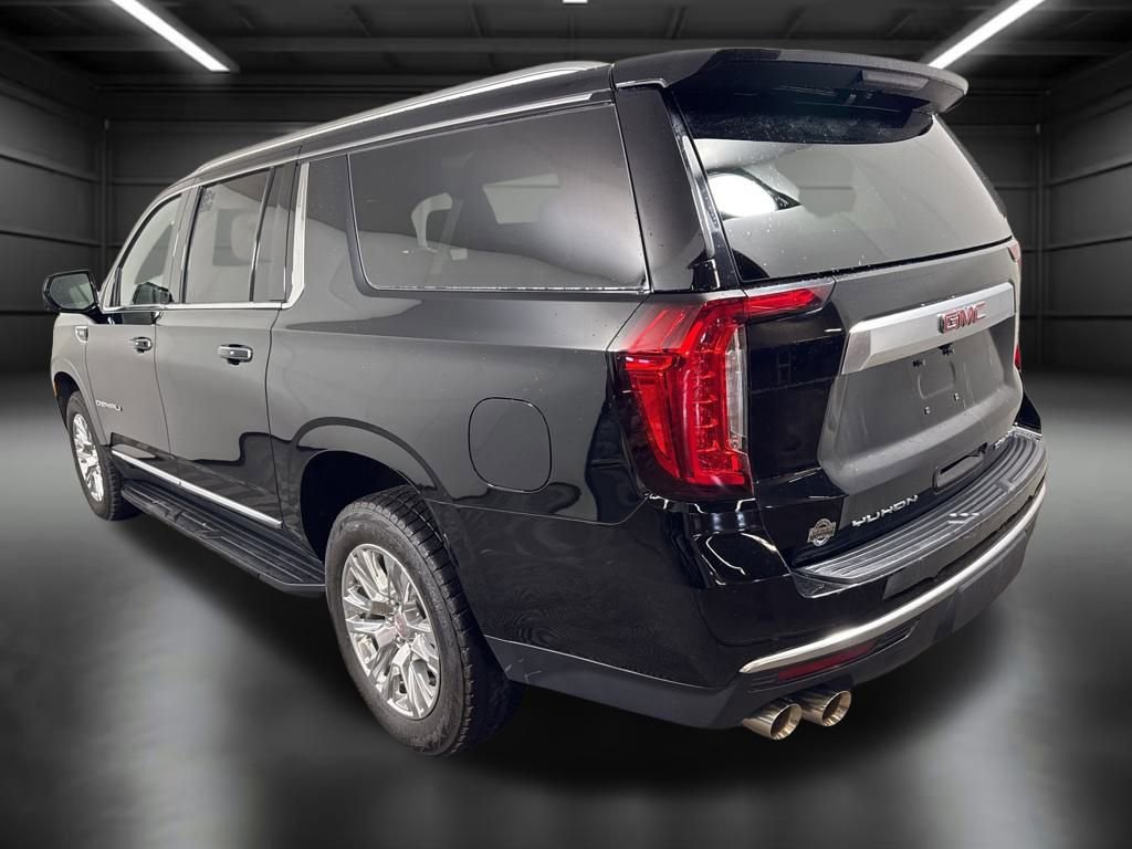 Used 2024 GMC Yukon XL Denali image 3