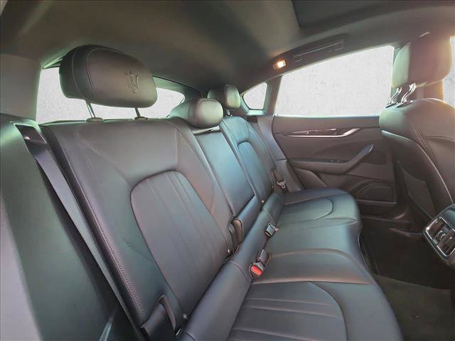 Used 2020 Maserati Levante S AWD/4WD image 19