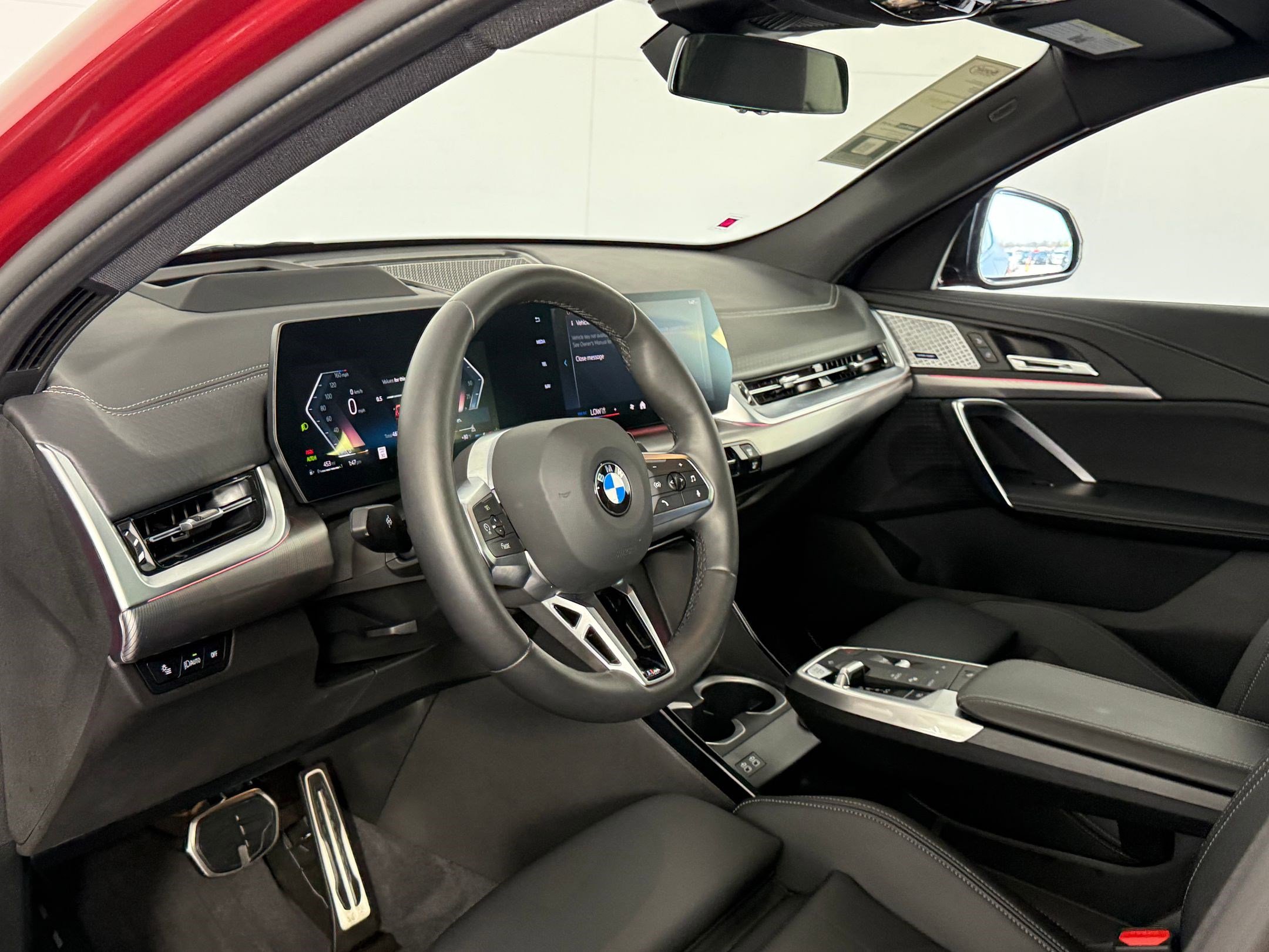 Used 2025 BMW X2 xDrive28i w/ Premium Package image 4