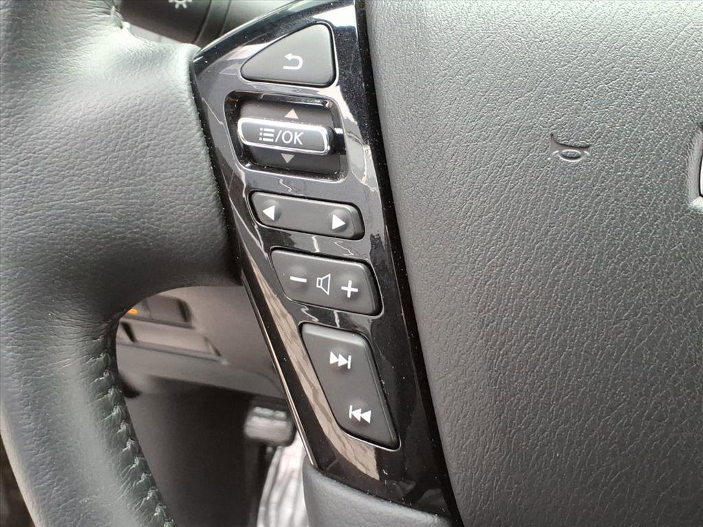 Certified 2024 Nissan Armada SL w/ Midnight Edition Package image 25