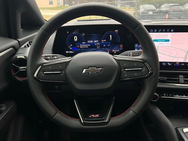 Used 2025 Chevrolet Equinox EV RS w/ Convenience Package II image 22