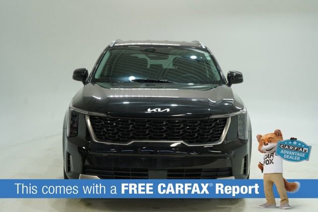 Used 2024 Kia Sorento S image 2
