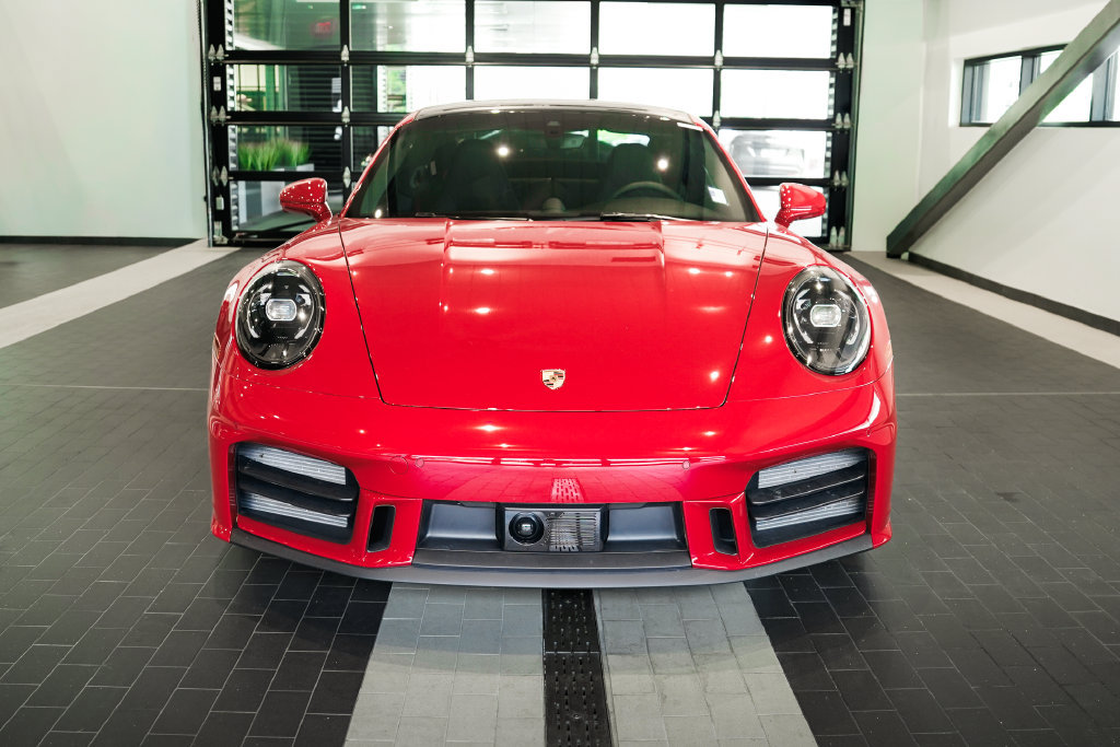 Used 2025 Porsche 911 Carrera RWD image 21