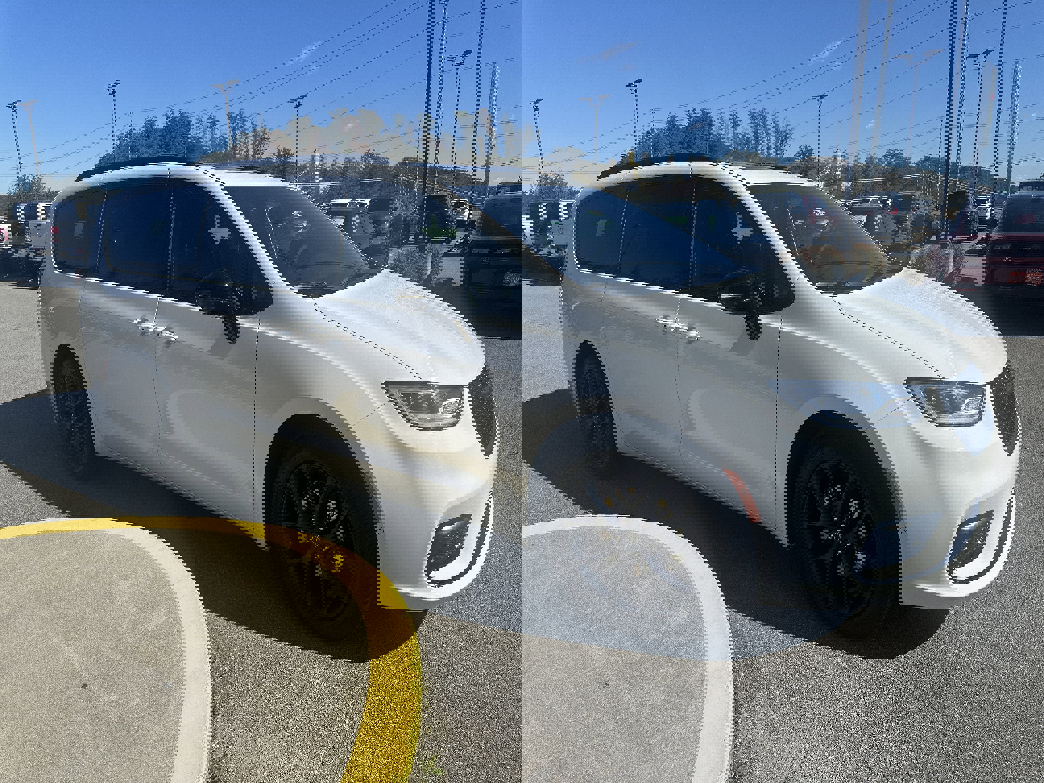 New 2026 Chrysler Pacifica Limited w/ S Appearance Package image 5