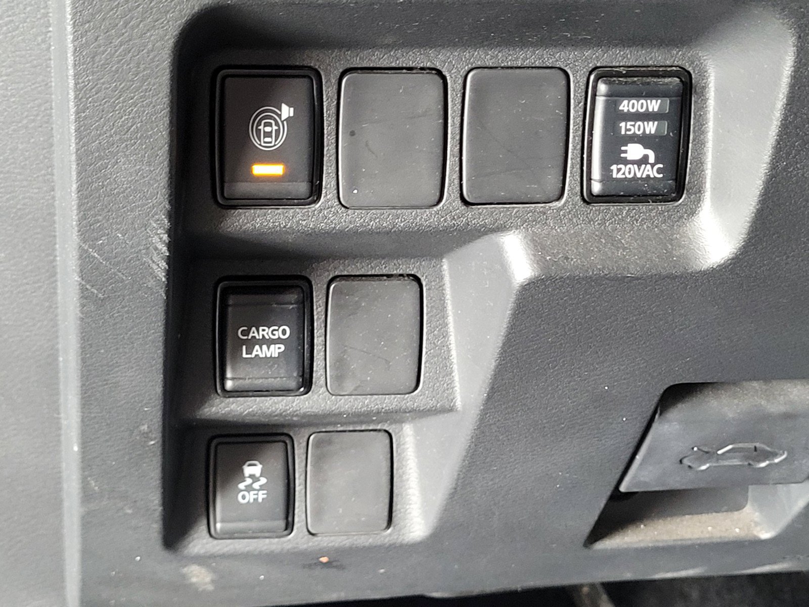 Certified 2023 Nissan Frontier SV w/ SV Convenience Package RWD image 9