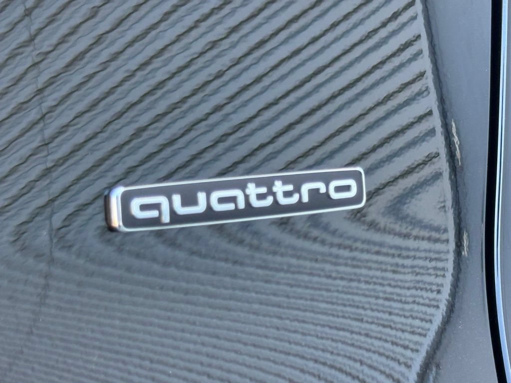 Used 2025 Audi Q5 Premium w/ Convenience Package AWD/4WD image 61