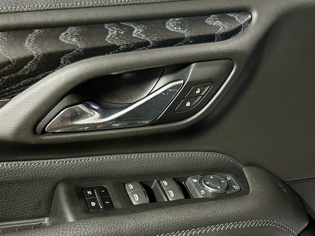 Used 2021 GMC Yukon Denali w/ Denali Premium Package image 19