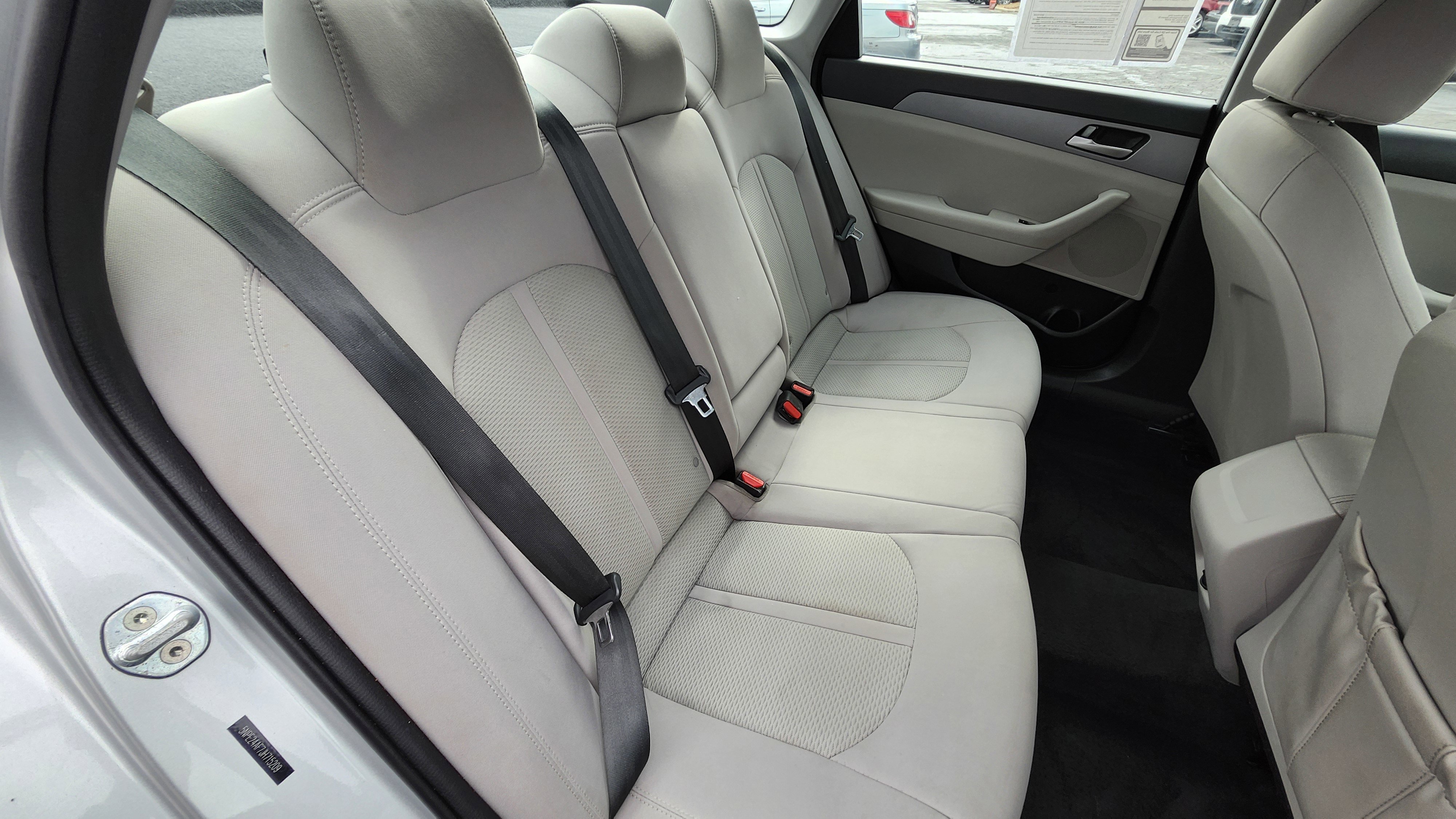 Used 2018 Hyundai Sonata SE image 18