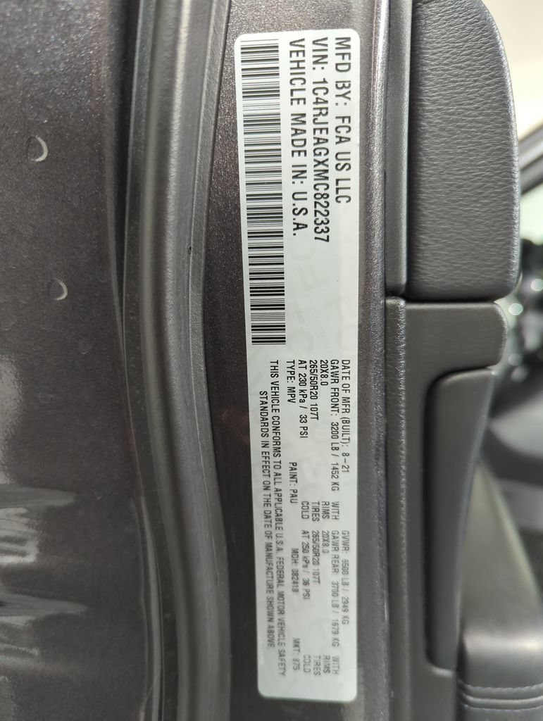 Used 2021 Jeep Grand Cherokee Laredo X RWD image 24