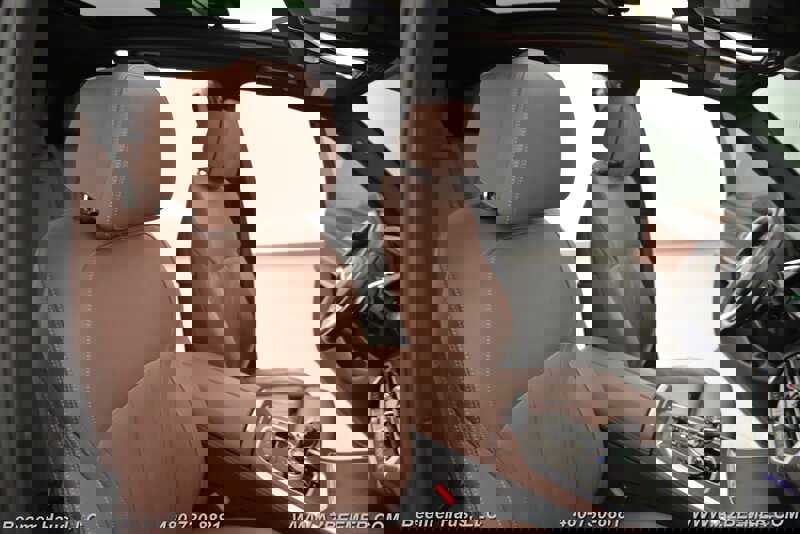 Used 2021 BMW X5 M50i w/ Executive Package image 21