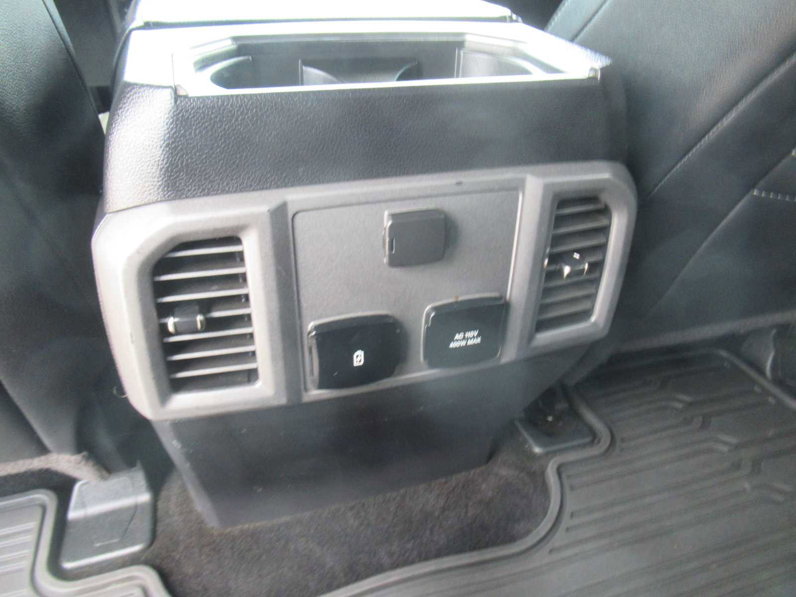 Used 2018 Ford F150 Raptor w/ Equipment Group 802A Luxury image 44