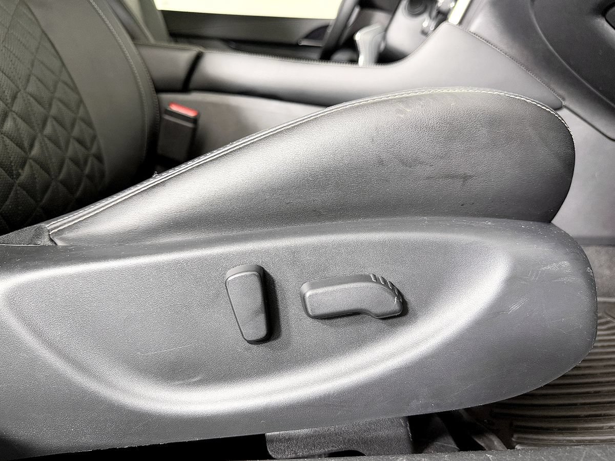 Used 2020 Nissan Maxima Platinum FWD image 52