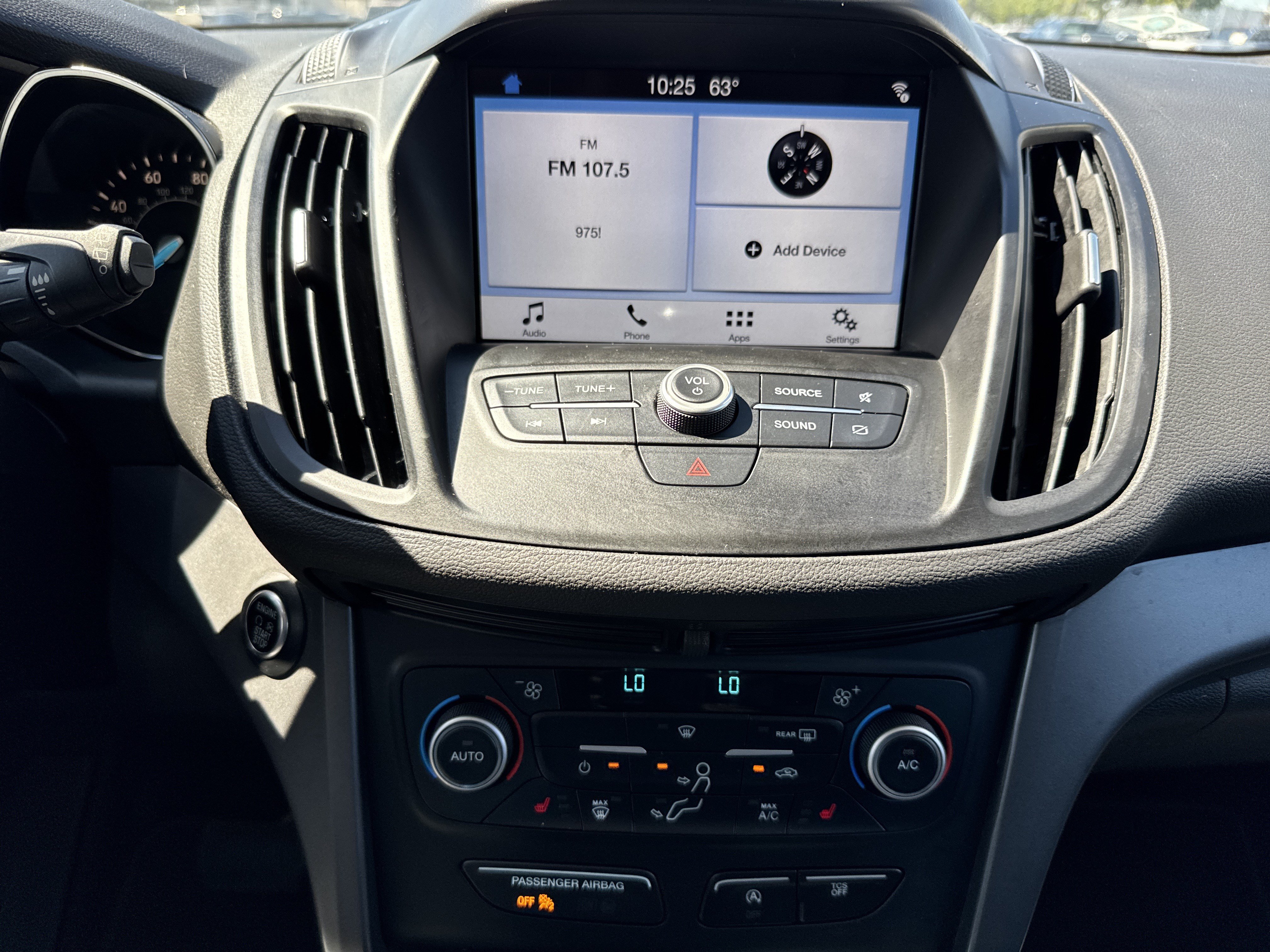 Used 2019 Ford Escape SEL FWD image 16