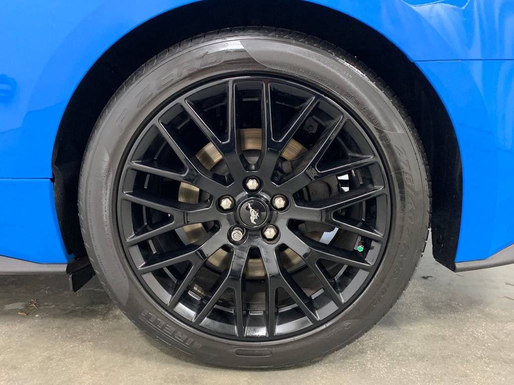 Used 2022 Ford Mustang GT Premium w/ GT Performance Package RWD image 4
