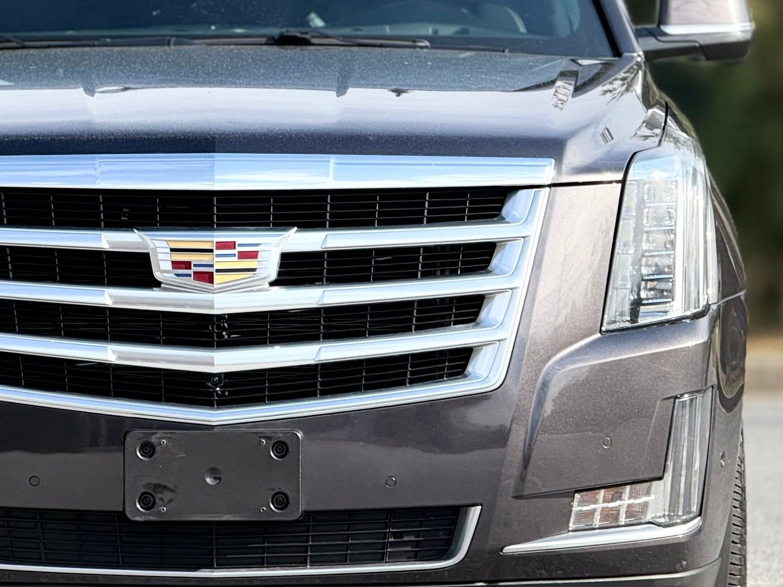 Used 2018 Cadillac Escalade Luxury image 14