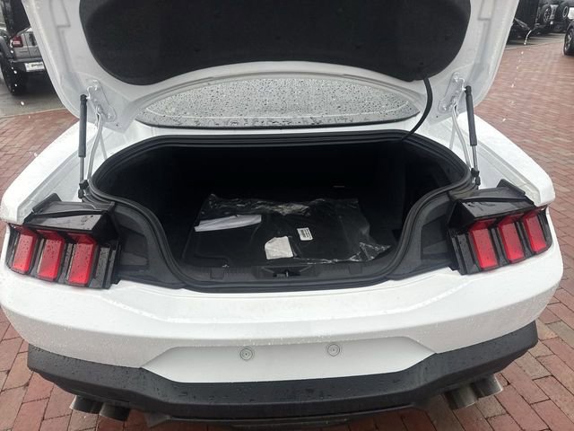 Used 2024 Ford Mustang GT Premium RWD image 28