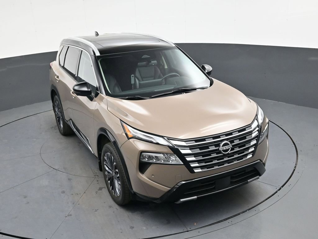 Used 2024 Nissan Rogue Platinum image 22