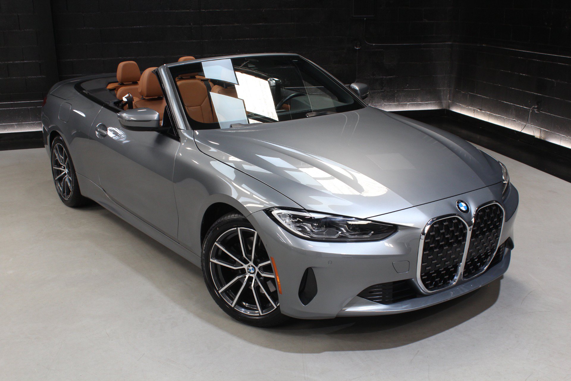 Used 2023 BMW 430i xDrive Convertible w/ Premium Package AWD/4WD image 11