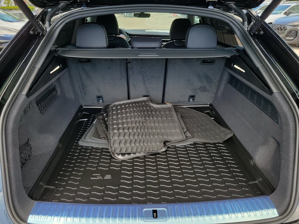 New 2027 Audi Q8 Premium Plus AWD/4WD image 30