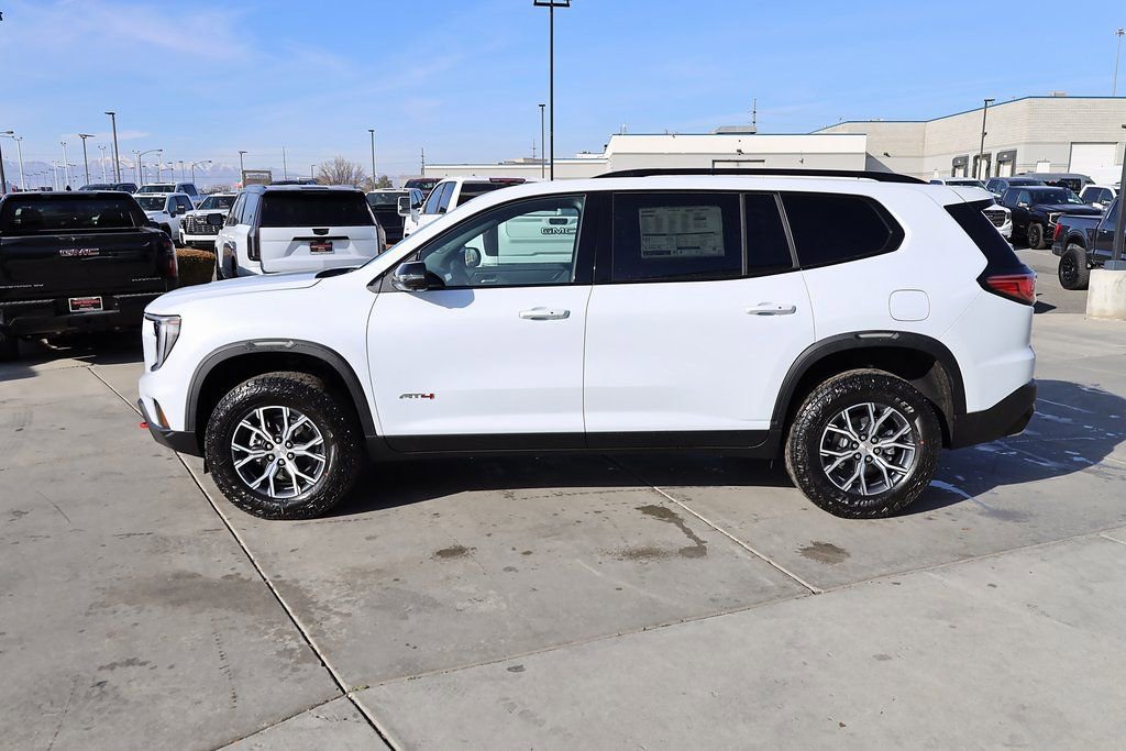New 2026 GMC Acadia AT4 image 3