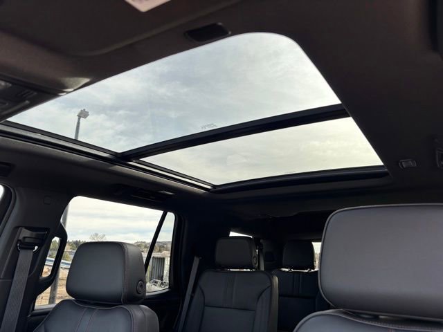 Used 2024 Chevrolet Tahoe RST w/ Luxury Package image 31