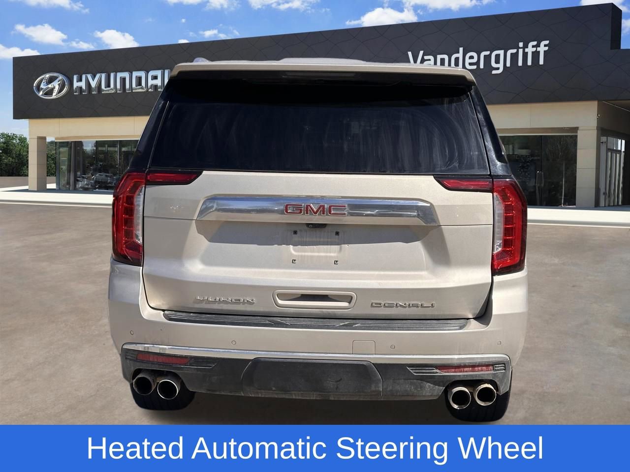 Used 2021 GMC Yukon XL Denali w/ Denali Ultimate Package image 12