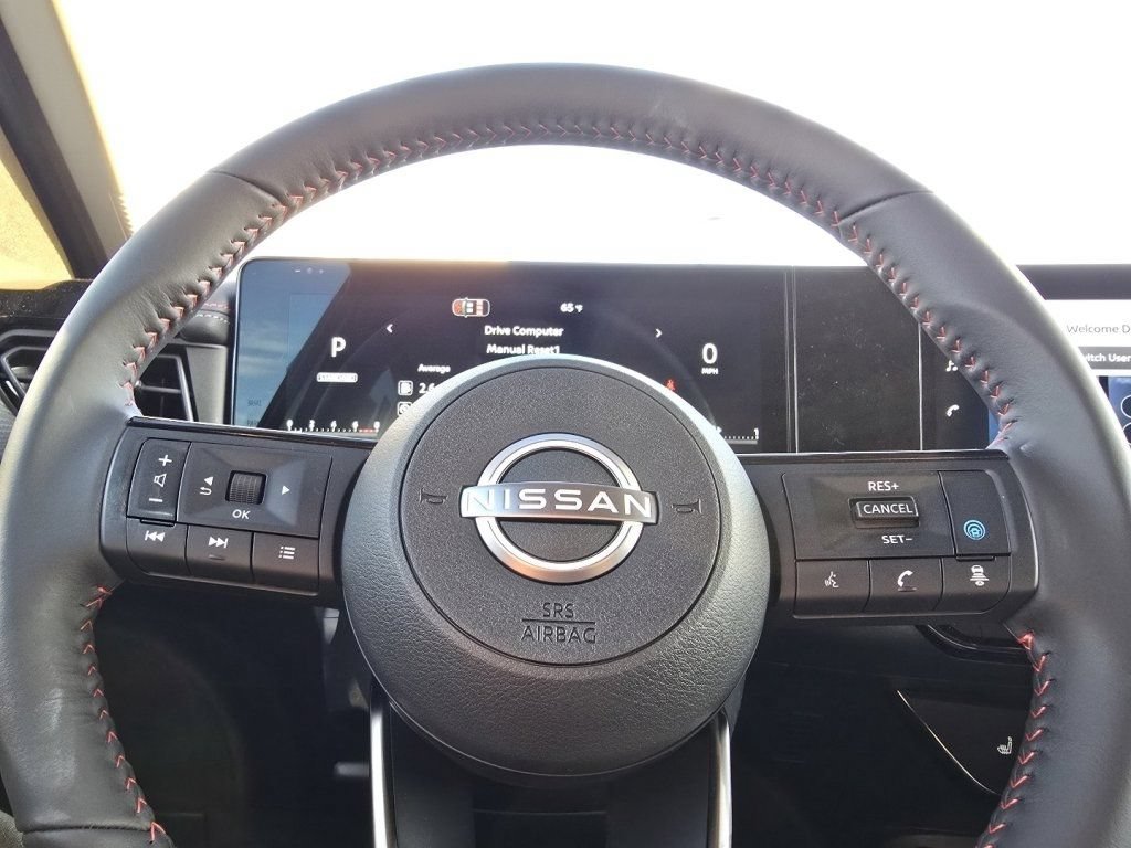 New 2026 Nissan Kicks SR w/ Cold Weather Package AWD/4WD image 15