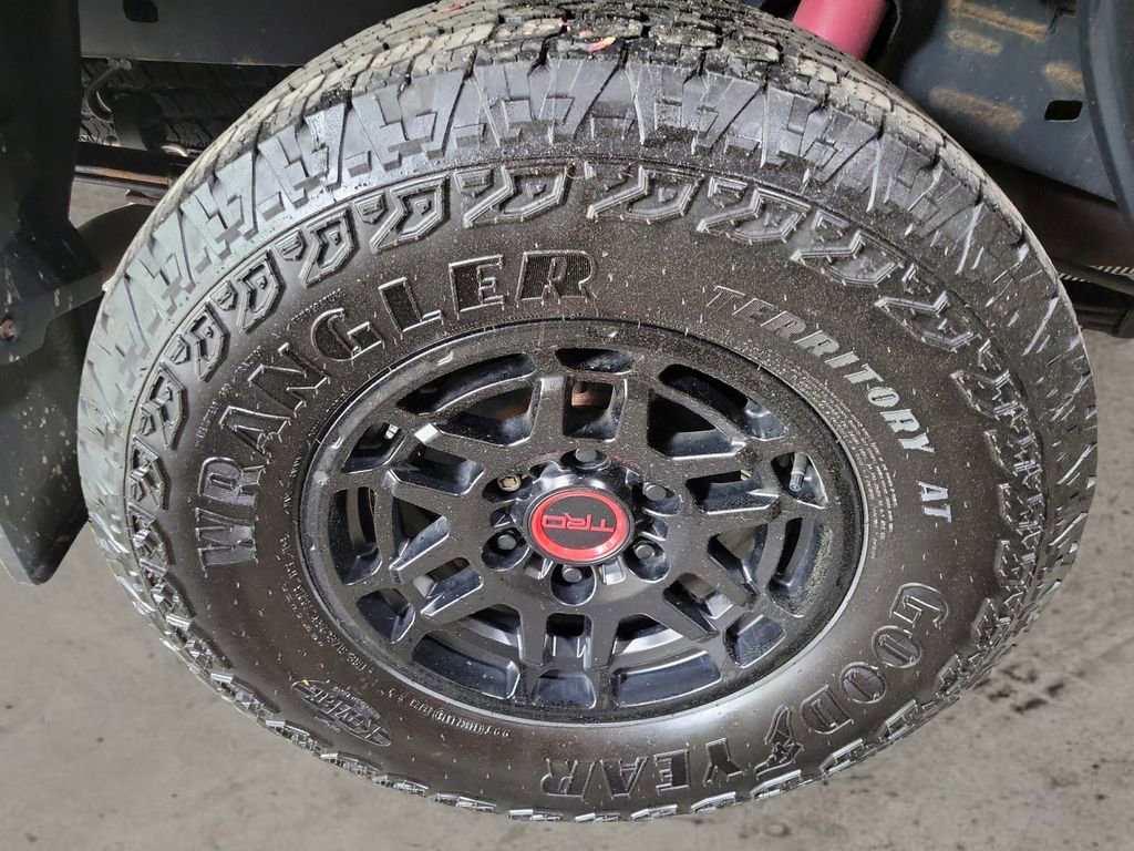 Used 2023 Toyota Tacoma TRD Pro AWD/4WD image 12